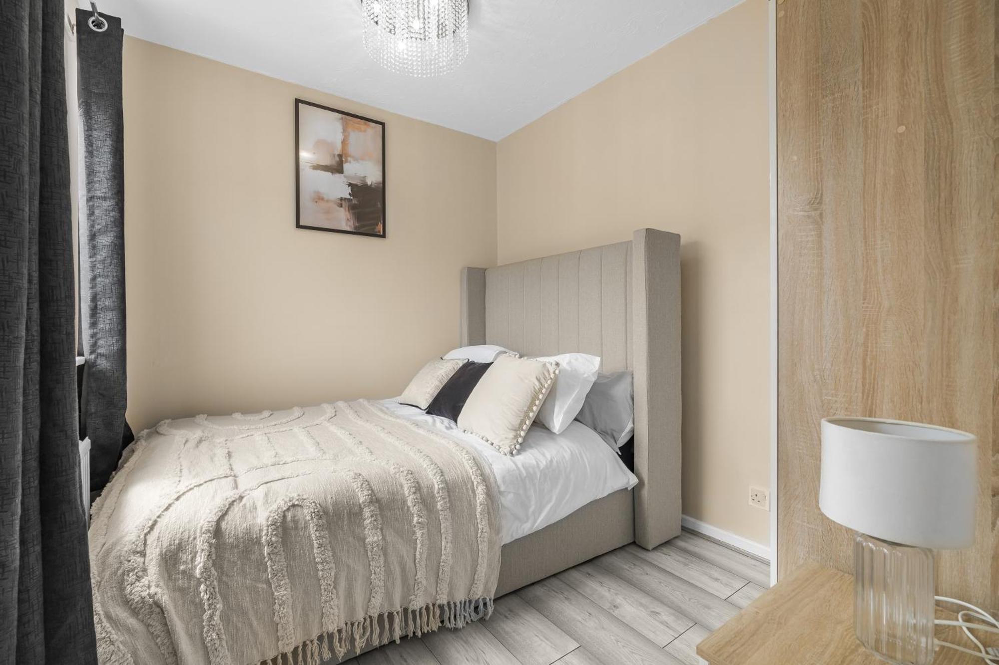 Serviced Accomodation - For Families Or Corporate London Exteriör bild