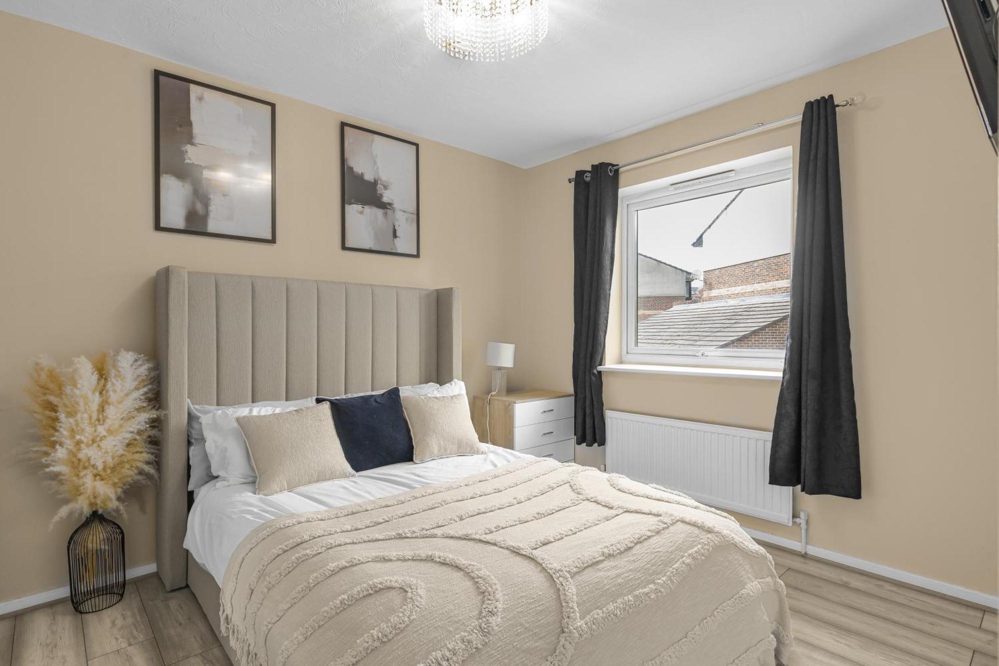 Serviced Accomodation - For Families Or Corporate London Exteriör bild